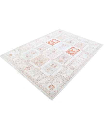 Serenity 5' 6" X 7' 7" Hand Knotted Wool Rug 5' 6" X 7' 7" (168 X 231) / Ivory / Wool