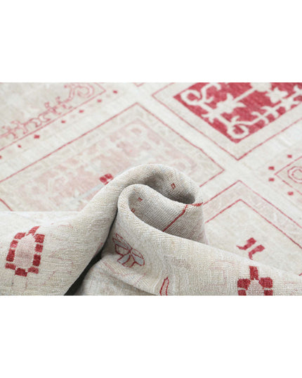 Serenity 8' 0" X 11' 1" Hand Knotted Wool Rug 8' 0" X 11' 1" (244 X 338) / Ivory / Wool