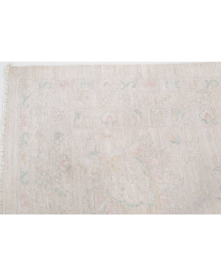 Serenity 19' 4" X 25' 6" Hand Knotted Wool Rug 19' 4" X 25' 6" (589 X 777) / Ivory / Wool