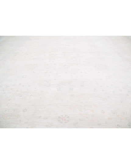 Serenity 19' 4" X 25' 6" Hand Knotted Wool Rug 19' 4" X 25' 6" (589 X 777) / Ivory / Wool