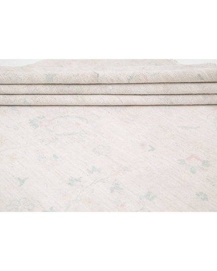 Serenity 19' 4" X 25' 6" Hand Knotted Wool Rug 19' 4" X 25' 6" (589 X 777) / Ivory / Wool