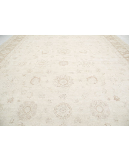 Serenity 16' 0" X 23' 2" Hand Knotted Wool Rug 16' 0" X 23' 2" (488 X 706) / Ivory / Wool