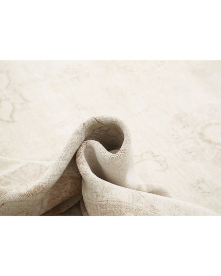 Serenity 16' 0" X 23' 2" Hand Knotted Wool Rug 16' 0" X 23' 2" (488 X 706) / Ivory / Wool