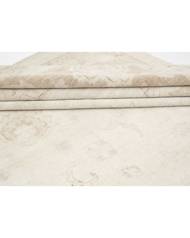Serenity 16' 0" X 23' 2" Hand Knotted Wool Rug 16' 0" X 23' 2" (488 X 706) / Ivory / Wool