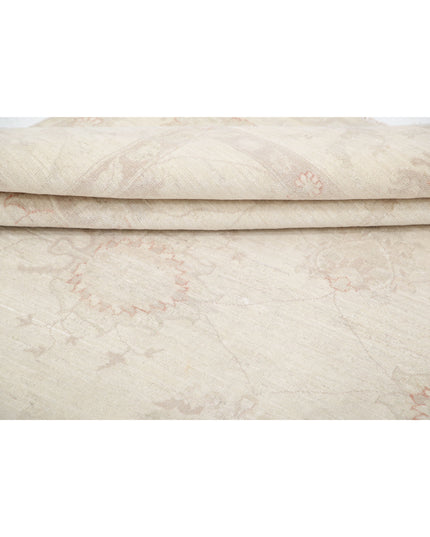 Serenity 8' 2" X 11' 5" Hand Knotted Wool Rug 8' 2" X 11' 5" (249 X 348) / Ivory / Wool