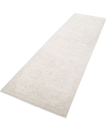 Serenity 3' 0" X 9' 10" Hand Knotted Wool Rug 3' 0" X 9' 10" (91 X 300) / Ivory / Wool