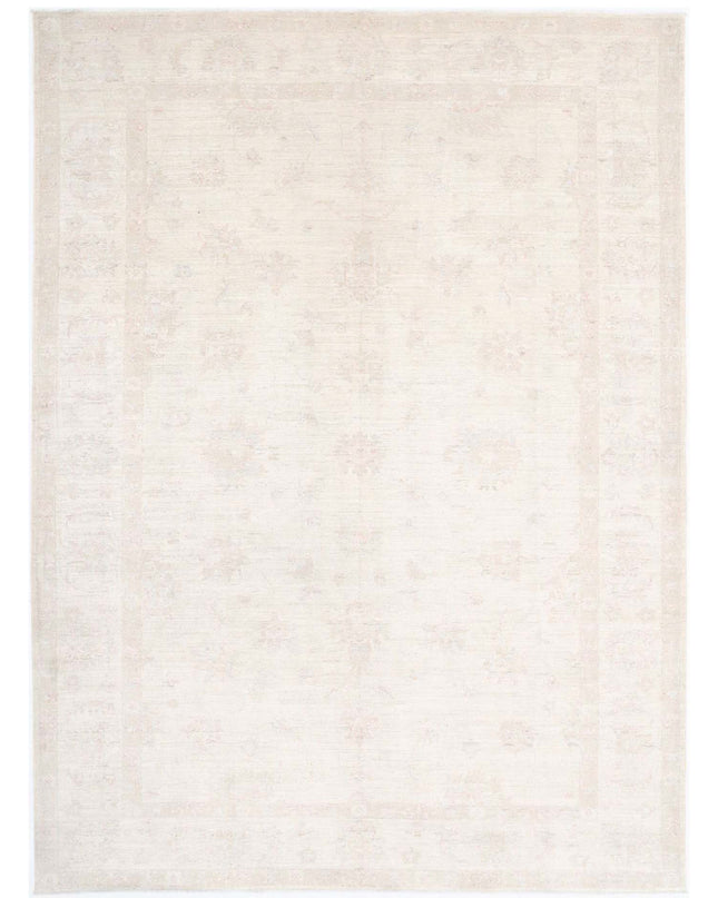 Serenity 8' 2" X 11' 2" Hand Knotted Wool Rug 8' 2" X 11' 2" (249 X 340) / Ivory / Wool