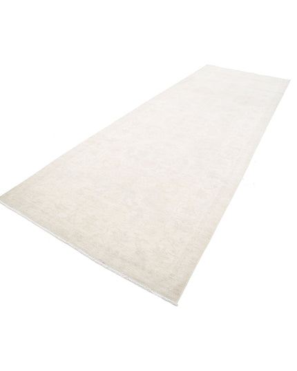 Serenity 5' 2" X 15' 0" Hand Knotted Wool Rug 5' 2" X 15' 0" (158 X 457) / Ivory / Wool
