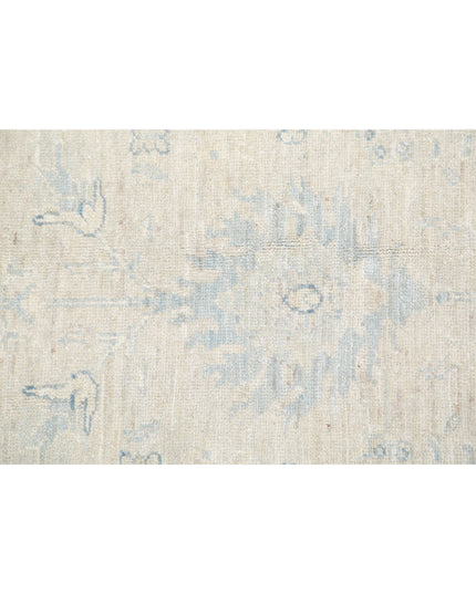 Serenity 8' 1" X 9' 8" Hand Knotted Wool Rug 8' 1" X 9' 8" (246 X 295) / Ivory / Wool