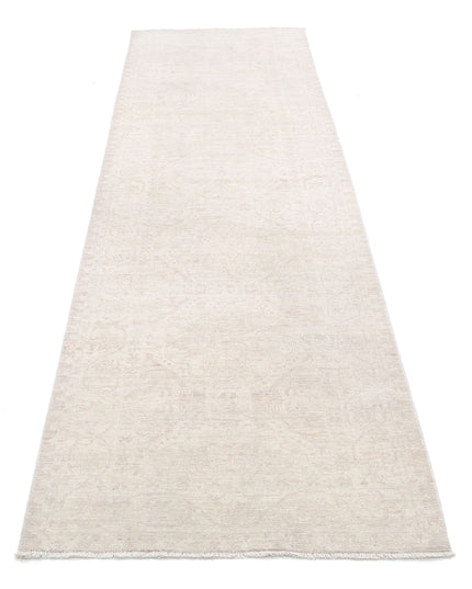 Serenity 2' 10" X 9' 6" Hand Knotted Wool Rug 2' 10" X 9' 6" (86 X 290) / Beige / Wool