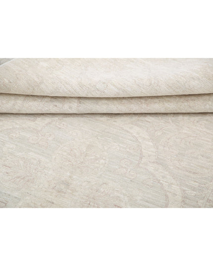 Serenity 5' 0" X 9' 8" Hand Knotted Wool Rug 5' 0" X 9' 8" (152 X 295) / Ivory / Wool