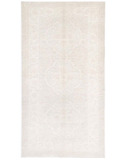 Serenity 5' 0" X 9' 8" Hand Knotted Wool Rug 5' 0" X 9' 8" (152 X 295) / Ivory / Wool