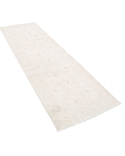 Serenity 2' 9" X 9' 3" Hand Knotted Wool Rug 2' 9" X 9' 3" (84 X 282) / Ivory / Wool