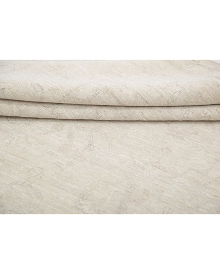 Serenity 7' 10" X 9' 9" Hand Knotted Wool Rug 7' 10" X 9' 9" (239 X 297) / Ivory / Wool