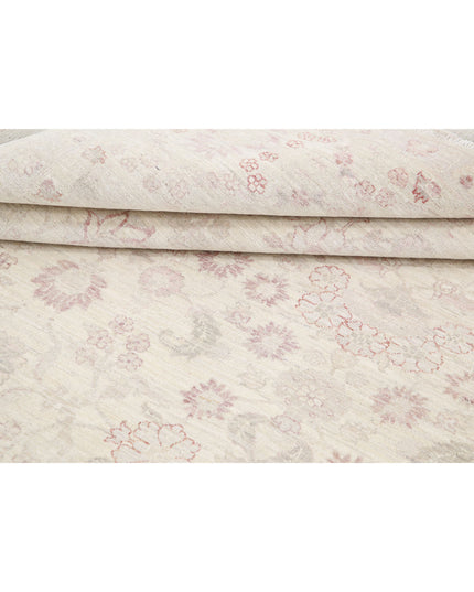 Serenity 8' 0" X 9' 5" Hand Knotted Wool Rug 8' 0" X 9' 5" (244 X 287) / Ivory / Wool