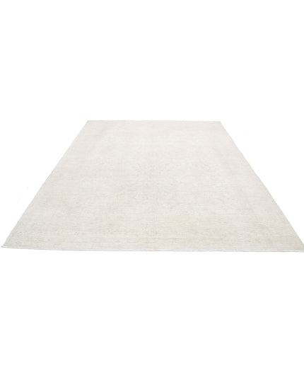 Serenity 8' 2" X 10' 1" Hand Knotted Wool Rug 8' 2" X 10' 1" (249 X 307) / Ivory / Wool