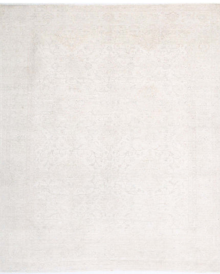 Serenity 8' 2" X 10' 1" Hand Knotted Wool Rug 8' 2" X 10' 1" (249 X 307) / Ivory / Wool