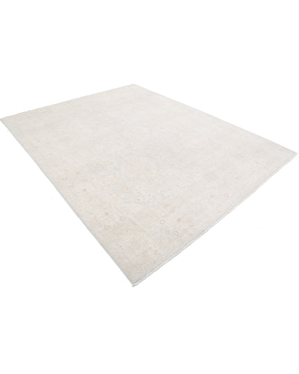 Serenity 7' 10" X 9' 10" Hand Knotted Wool Rug 7' 10" X 9' 10" (239 X 300) / Ivory / Wool
