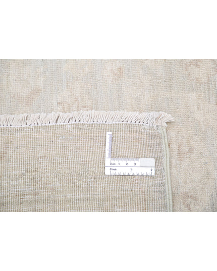 Serenity 7' 10" X 9' 10" Hand Knotted Wool Rug 7' 10" X 9' 10" (239 X 300) / Ivory / Wool