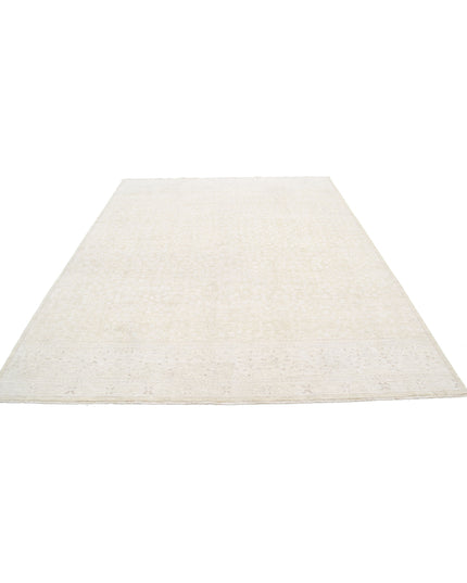 Serenity 7' 11" X 9' 10" Hand Knotted Wool Rug 7' 11" X 9' 10" (241 X 300) / Ivory / Wool