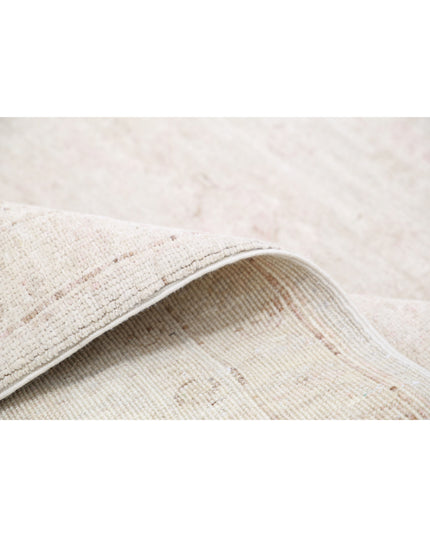 Serenity 8' 1" X 9' 5" Hand Knotted Wool Rug 8' 1" X 9' 5" (246 X 287) / Ivory / Wool