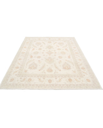 Serenity 6' 6" X 7' 9" Hand Knotted Wool Rug 6' 6" X 7' 9" (198 X 236) / Ivory / Wool