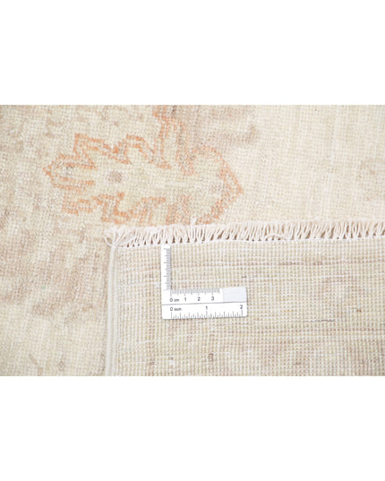 Serenity 6' 6" X 7' 9" Hand Knotted Wool Rug 6' 6" X 7' 9" (198 X 236) / Ivory / Wool