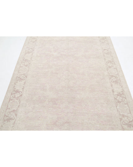 Serenity 5' 0" X 10' 2" Hand Knotted Wool Rug 5' 0" X 10' 2" (152 X 310) / Ivory / Wool