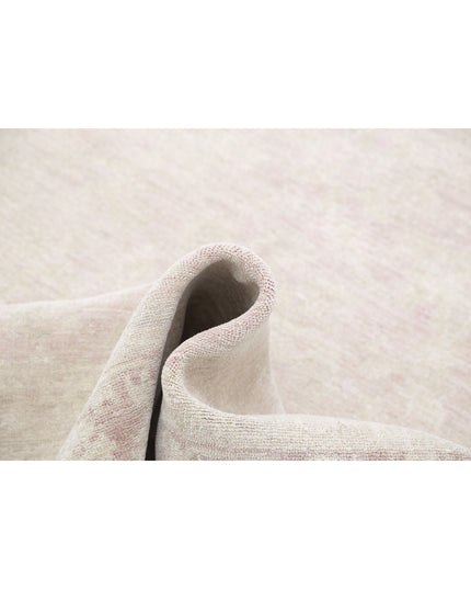 Serenity 5' 0" X 10' 2" Hand Knotted Wool Rug 5' 0" X 10' 2" (152 X 310) / Ivory / Wool