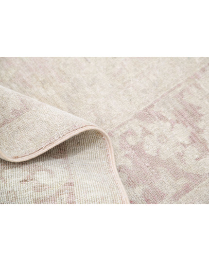 Serenity 5' 0" X 10' 2" Hand Knotted Wool Rug 5' 0" X 10' 2" (152 X 310) / Ivory / Wool