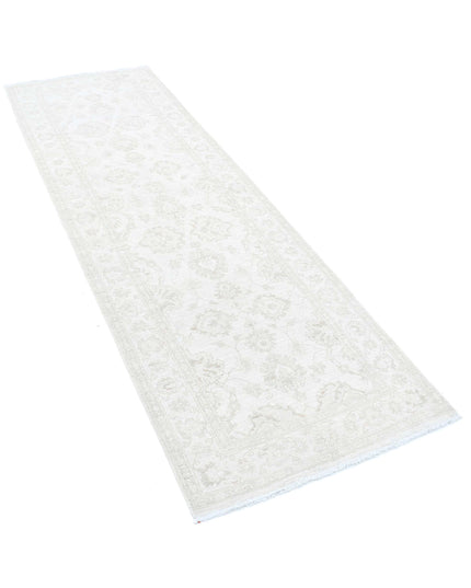 Serenity 2' 7" X 8' 2" Hand Knotted Wool Rug 2' 7" X 8' 2" (79 X 249) / Ivory / Wool