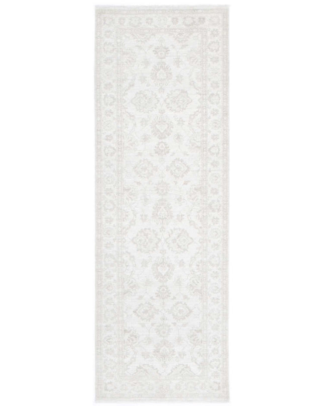 Serenity 2' 7" X 8' 2" Hand Knotted Wool Rug 2' 7" X 8' 2" (79 X 249) / Ivory / Wool