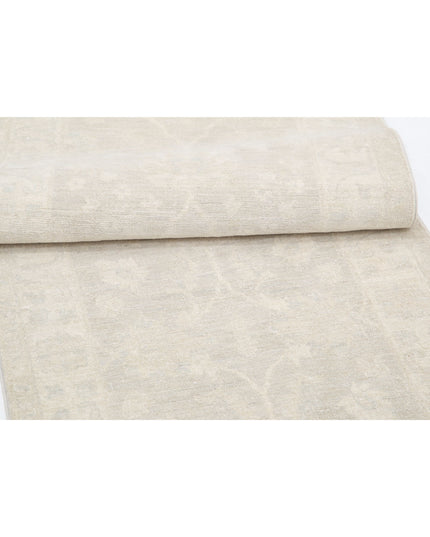 Serenity 2' 7" X 8' 3" Hand Knotted Wool Rug 2' 7" X 8' 3" (79 X 251) / Taupe / Wool
