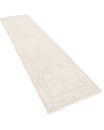 Serenity 2' 6" X 9' 5" Hand Knotted Wool Rug 2' 6" X 9' 5" (76 X 287) / Ivory / Wool
