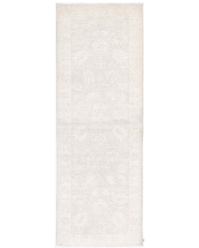 Serenity 2' 6" X 7' 11" Hand Knotted Wool Rug 2' 6" X 7' 11" (76 X 241) / Ivory / Wool