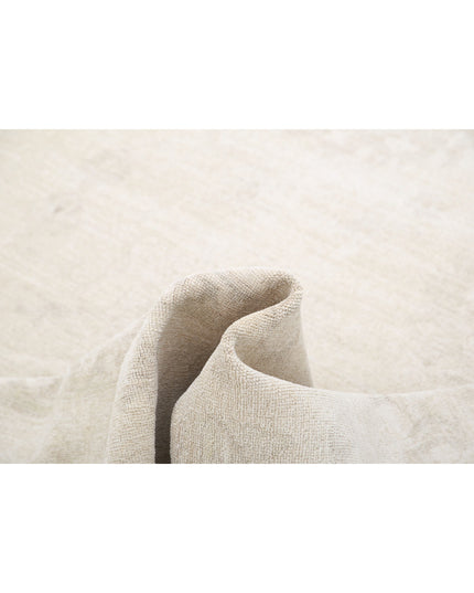 Serenity 9' 0" X 11' 6" Hand Knotted Wool Rug 9' 0" X 11' 6" (274 X 351) / Ivory / Wool