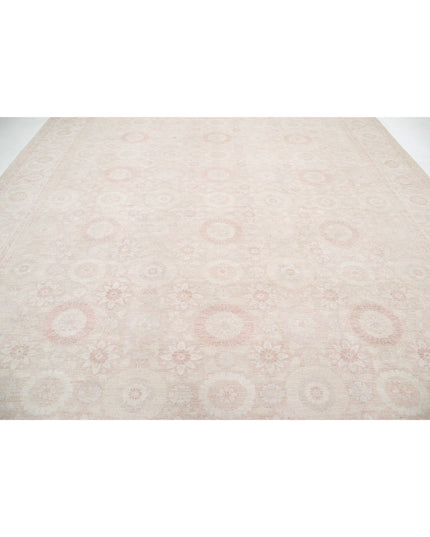Serenity 11' 8" X 13' 8" Hand Knotted Wool Rug 11' 8" X 13' 8" (356 X 417) / Peach / Wool