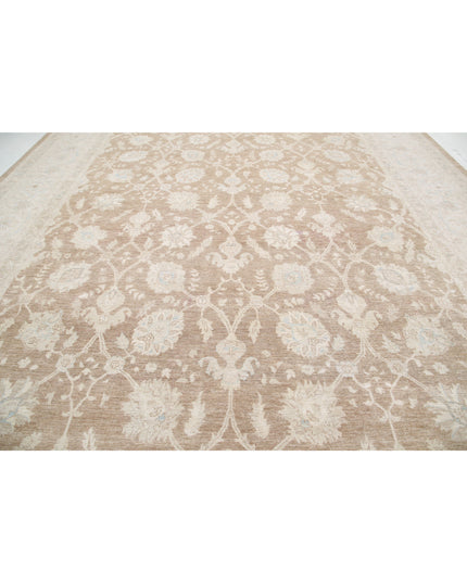 Serenity 13' 9" X 18' 10" Hand Knotted Wool Rug 13' 9" X 18' 10" (419 X 574) / Brown / Wool