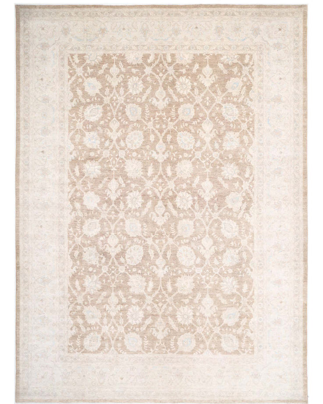 Serenity 13' 9" X 18' 10" Hand Knotted Wool Rug 13' 9" X 18' 10" (419 X 574) / Brown / Wool