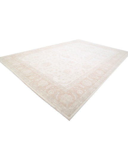 Serenity 12' 4" X 18' 1" Hand Knotted Wool Rug 12' 4" X 18' 1" (376 X 551) / Ivory / Wool