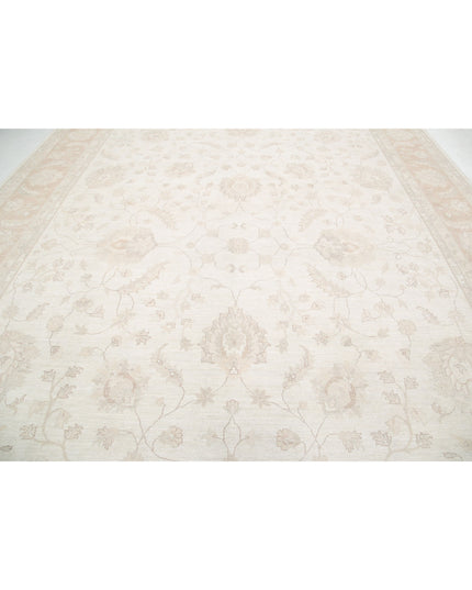 Serenity 12' 4" X 18' 1" Hand Knotted Wool Rug 12' 4" X 18' 1" (376 X 551) / Ivory / Wool