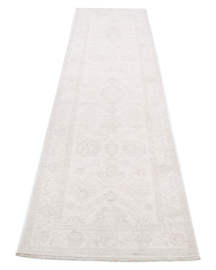 Serenity 2' 6" X 9' 5" Hand Knotted Wool Rug 2' 6" X 9' 5" (76 X 287) / Ivory / Wool