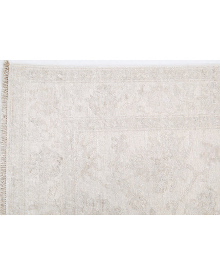 Serenity 2' 6" X 9' 5" Hand Knotted Wool Rug 2' 6" X 9' 5" (76 X 287) / Ivory / Wool