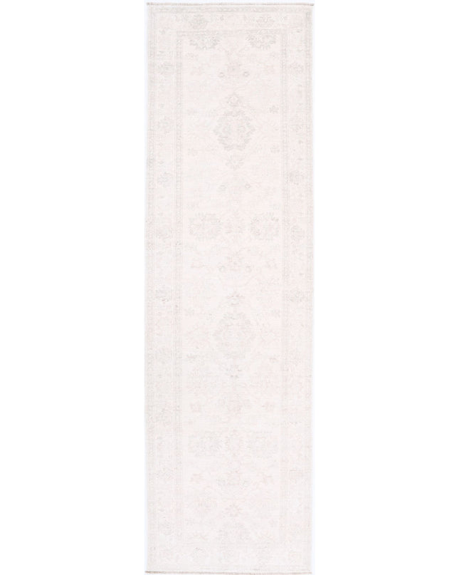 Serenity 2' 6" X 9' 5" Hand Knotted Wool Rug 2' 6" X 9' 5" (76 X 287) / Ivory / Wool