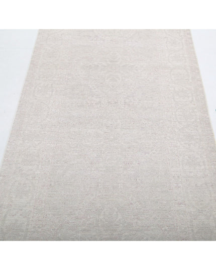 Serenity 2' 11" X 10' 4" Hand Knotted Wool Rug 2' 11" X 10' 4" (89 X 315) / Grey / Wool