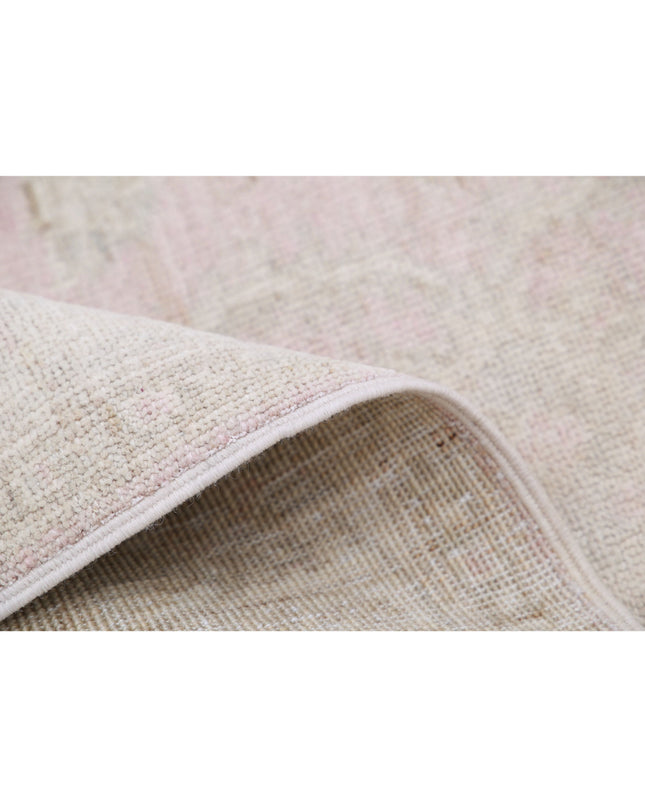 Serenity 3' 0" X 4' 7" Hand Knotted Wool Rug 3' 0" X 4' 7" (91 X 140) / Pink / Wool