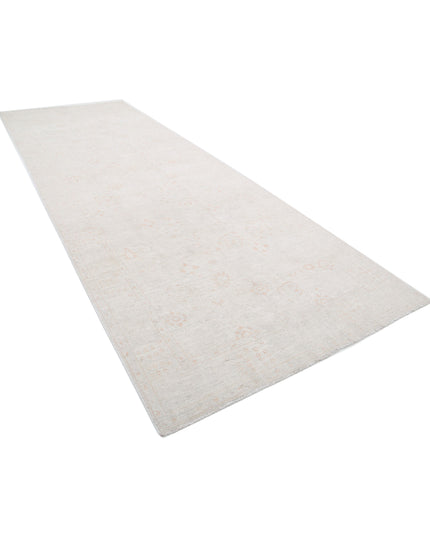 Serenity 5' 10" X 16' 3" Hand Knotted Wool Rug 5' 10" X 16' 3" (178 X 495) / Ivory / Wool