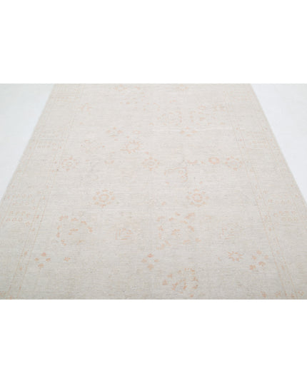 Serenity 5' 10" X 16' 3" Hand Knotted Wool Rug 5' 10" X 16' 3" (178 X 495) / Ivory / Wool