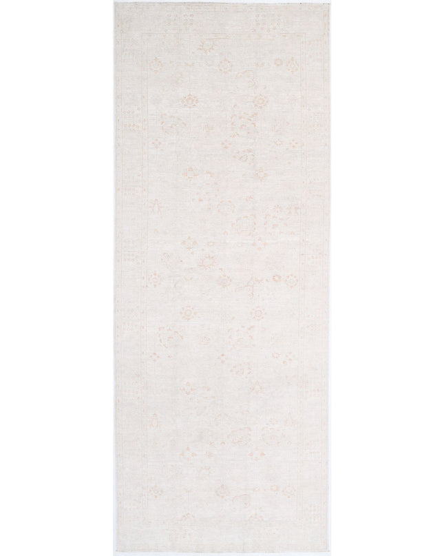 Serenity 5' 10" X 16' 3" Hand Knotted Wool Rug 5' 10" X 16' 3" (178 X 495) / Ivory / Wool