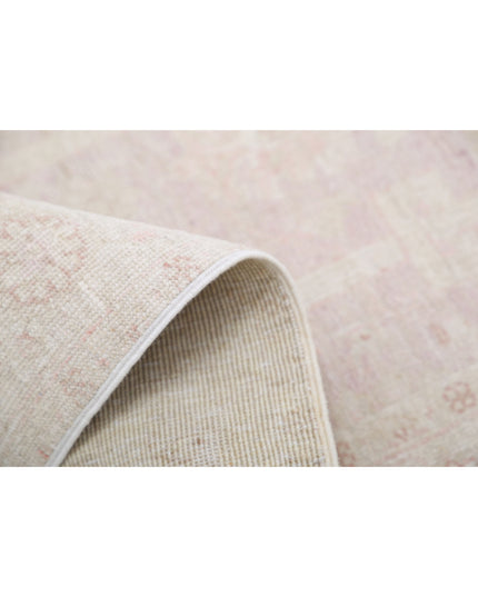 Serenity 2' 6" X 8' 11" Hand Knotted Wool Rug 2' 6" X 8' 11" (76 X 272) / Pink / Wool